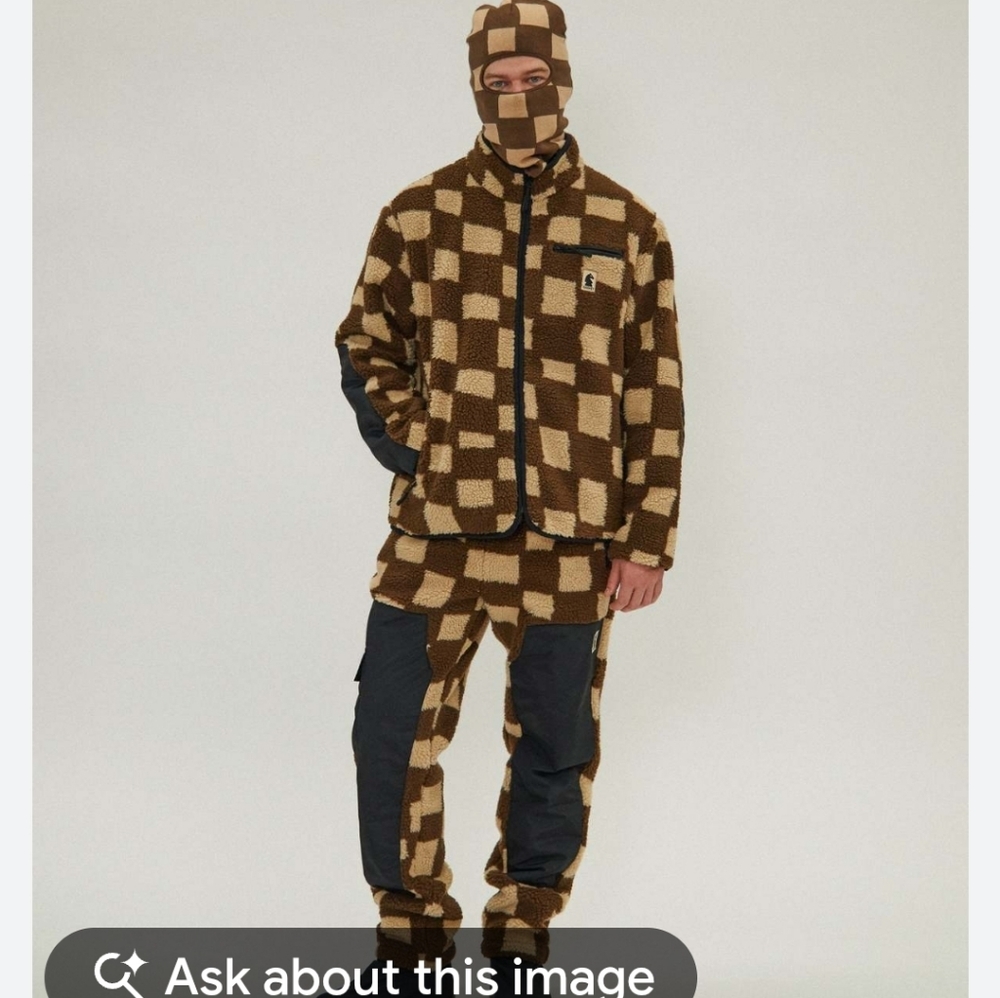 🌻NWT Market Chess Club Sherpa Bundle